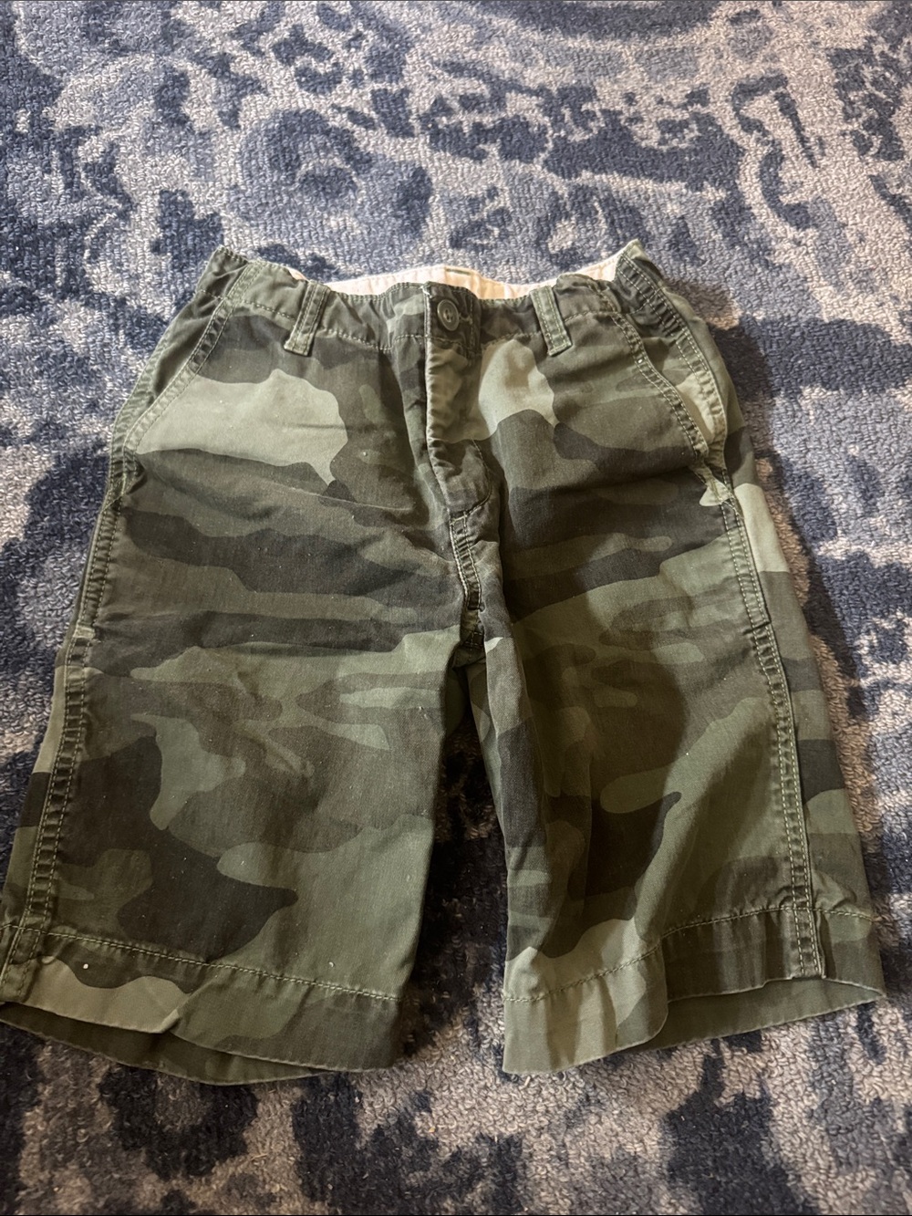 GapKids Camo Shorts in Olive Green